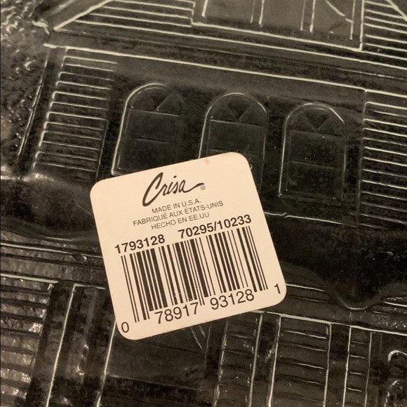 Crisa Clear Glass Sleigh Ride Christmas Serving Platter - Picture 5 of 7